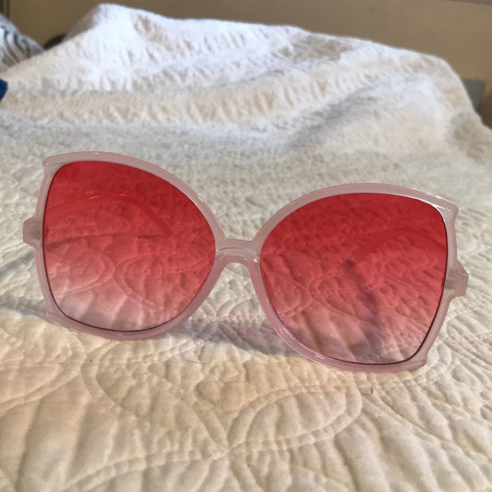 Pink cat eye Sunglasses 💞😻